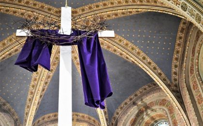 Romano-catolicii celebrează Învierea Domnului. Programul slujbelor în biserici din Timişoara şi localităţi periurbane