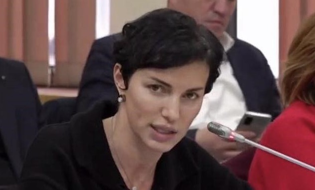 Consilierul local Roxana Iliescu cere convocarea urgentă a Comisiei locale de ordine publică