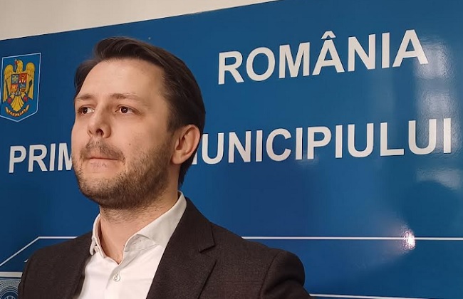 Ruben Lațcău: Ar trebui să înjumătățim numărul de directori de școli din Timișoara