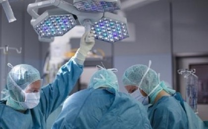 Intervenție de peste 4 ore a medicilor, pentru salvarea unui bărbat cu anevrism de aortă