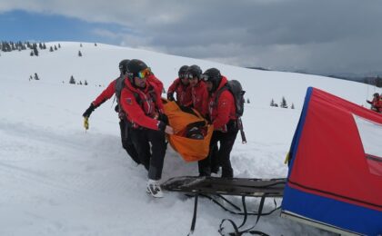 66 de persoane au salvate de pe munte în ultimele 24 de ore