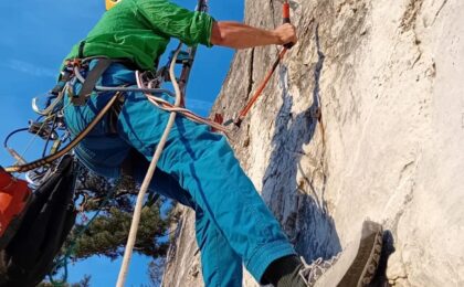 Salvamontiştii refac primele trasee de alpinism clasic din Banat