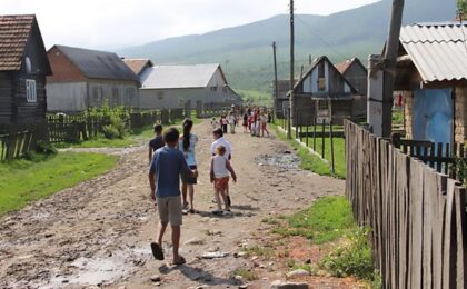 Ultimul raport privind învățământul românesc arată situația dezastruoasă a școlarizării copiilor de la sate