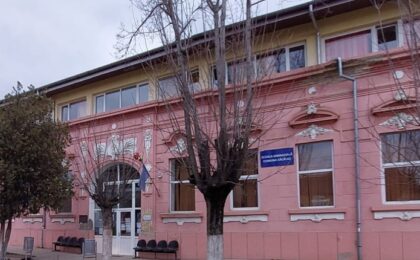 Şcoala unei comune de lângă Timişoara va fi reabilitată seismic și energetic. Investiţie de 15 milioane de lei