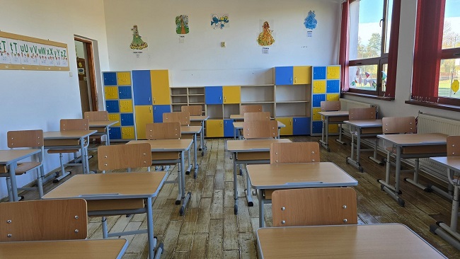Timiș: Cursuri suspendate temporar la două unități de învățământ din cauza frigului