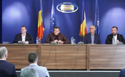 CNAIR a semnat contractul pentru construirea primului lot al Drumului Expres Arad - Oradea