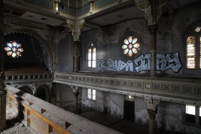 Parteneriat între World Monuments Fund și Primăria Timișoara pentru reabilitarea Sinagogii din Fabric