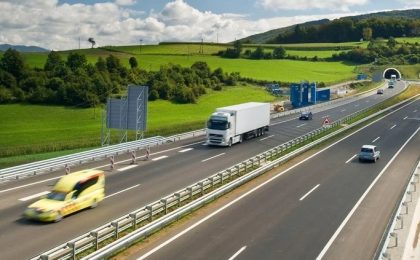 Amenda primită de un șofer român pentru viteza de Formula 1 cu care mergea pe o autostradă din Slovenia. Cum a fost forțat să plătească