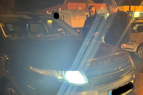 Tânăr băut, depistat de polițiștii locali circulând cu mașina pe sens interzis, în Timișoara