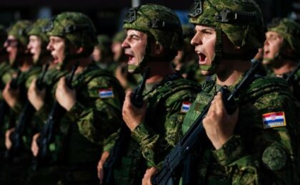 Croația a reintrodus serviciul militar obligatoriu