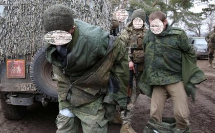 Ucrainenii de rând luptă cum pot: 500 de soldaţi ruşi, otrăviţi cu alcool contrafăcut