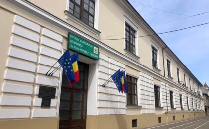 Spitalului Militar "Dr. Victor Popescu" Timișoara i s-a acordat Drapelul de Luptă 27 Spitalului Militar "Dr. Victor Popescu" Timișoara i s-a acordat Drapelul de Luptă