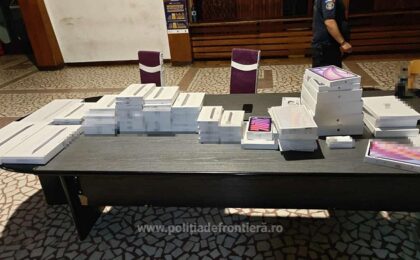 Controale la frontiera de vest: au fost confiscate tablete de 40.000 euro și sute de pachete de țigări