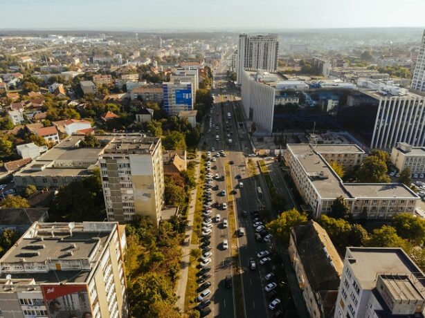 Culoar verde pentru autobuze, pe Bulevardul Take Ionescu. Primăria Timişoara explică decizia luată