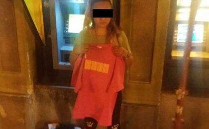 N-are astâmpăr! Tânăra surprinsă pe șalupa poliției locale a fost acum prinsă furând dintr-un magazin din centrul Timișoarei