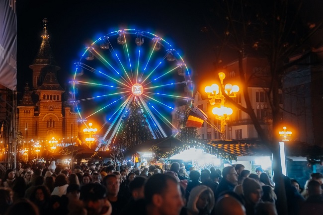 Aproape 800.000 de vizitatori la Târgul de Crăciun din Timișoara 1 Aproape 800.000 de vizitatori la Târgul de Crăciun din Timișoara