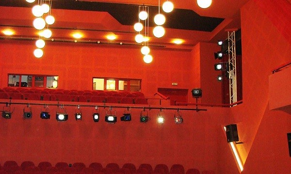 teatru 10