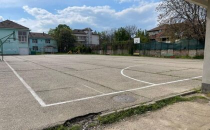 Două școli din Timișoara își vor întâmpina elevii, în toamnă, cu facilități sportive îmbunătățite