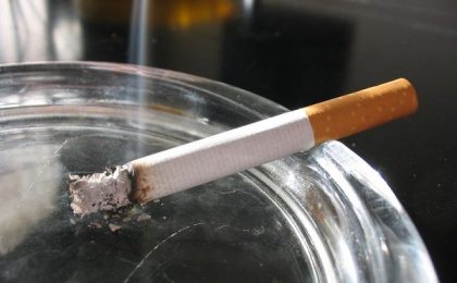 Se scumpesc țigările, în special în Europa de Est. Bruxelles-ul va propune creșterea taxelor pe țigări și prima taxă pentru vaping la nivelul UE