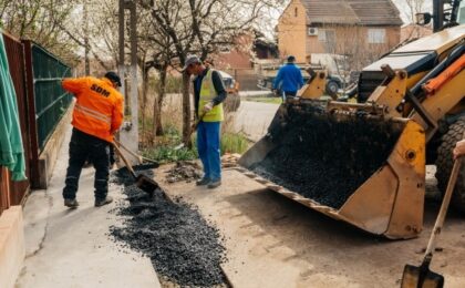 Orașul Trotuarelor Imaginare – Primăria Timișoara demolează pentru show, face licitații fără ofertanți și construiește piste de biciclete fără bicicliști