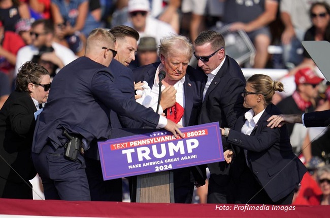 Donald Trump a fost rănit la un miting de campanie în Pennsylvania (video) 1 Donald Trump a fost rănit la un miting de campanie în Pennsylvania (video)