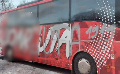 Autocarul echipei UTA Arad a fost vandalizat la Cluj-Napoca