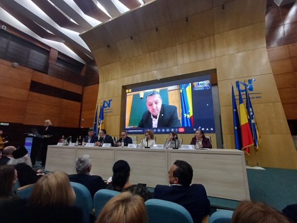 Timișoara a încheiat seria dezbaterilor naționale pentru planurile-cadru de liceu: profesorii, ultimii la cuvânt