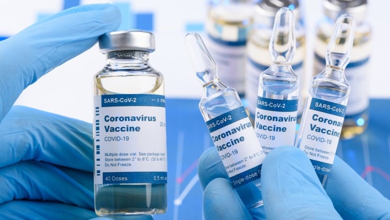 Incredibil! Deși aproape nimeni nu se mai vaccinează, România trebuie să cumpere încă 19 milioane de doze de vaccin anti-COVID