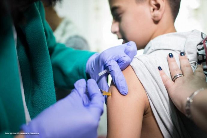 Avertismentul medicilor de familie: Vaccinurile copiilor nu mai pot fi înregistrate. Istoricul de vaccinare la mulţi dintre cei mici a dispărut