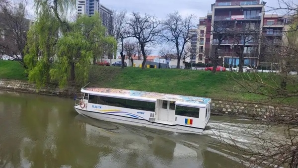 Vaporașe suspendate și tramvaie deviate în weekend la Timișoara