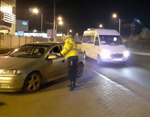 Sancțiuni aplicate de polițiștii locali pentru turarea motoarelor pe timp de noapte, în acest weekend, în centrul Timișoarei