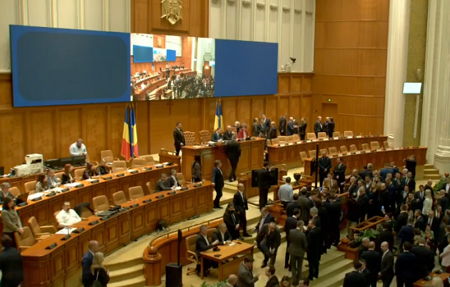 Guvernul a primit votul de încredere al Parlamentului 1 Guvernul a primit votul de încredere al Parlamentului