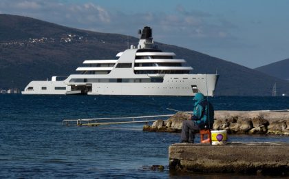 Ce a făcut Roman Abramovich de frică să nu rămână fără yacht-ul de peste 500 de milioane de euro. Cum arată ”bijuteria”